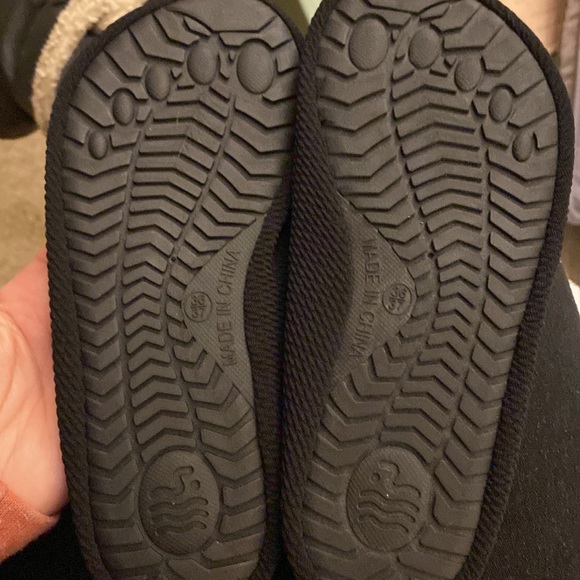 Brand new in package water shoes 5.5/6 - Picture 2 of 5